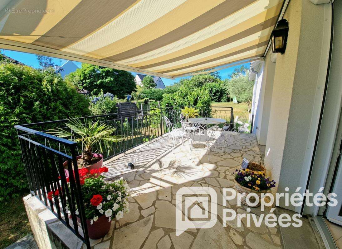 EXCLUSIVITE A VENDRE  37230 Fondettes centre, Maison 7 pièces 120 m² , jardin arboré et clos, garage, cave - photo 6