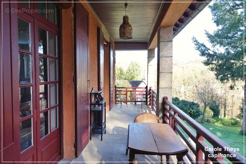 Dpt Allier (03) : à vendre à Hérisson - Maison entièrement rénovée de 190 m2 - Terrain 2429 m2 - Dépendances - Piscine - photo 13