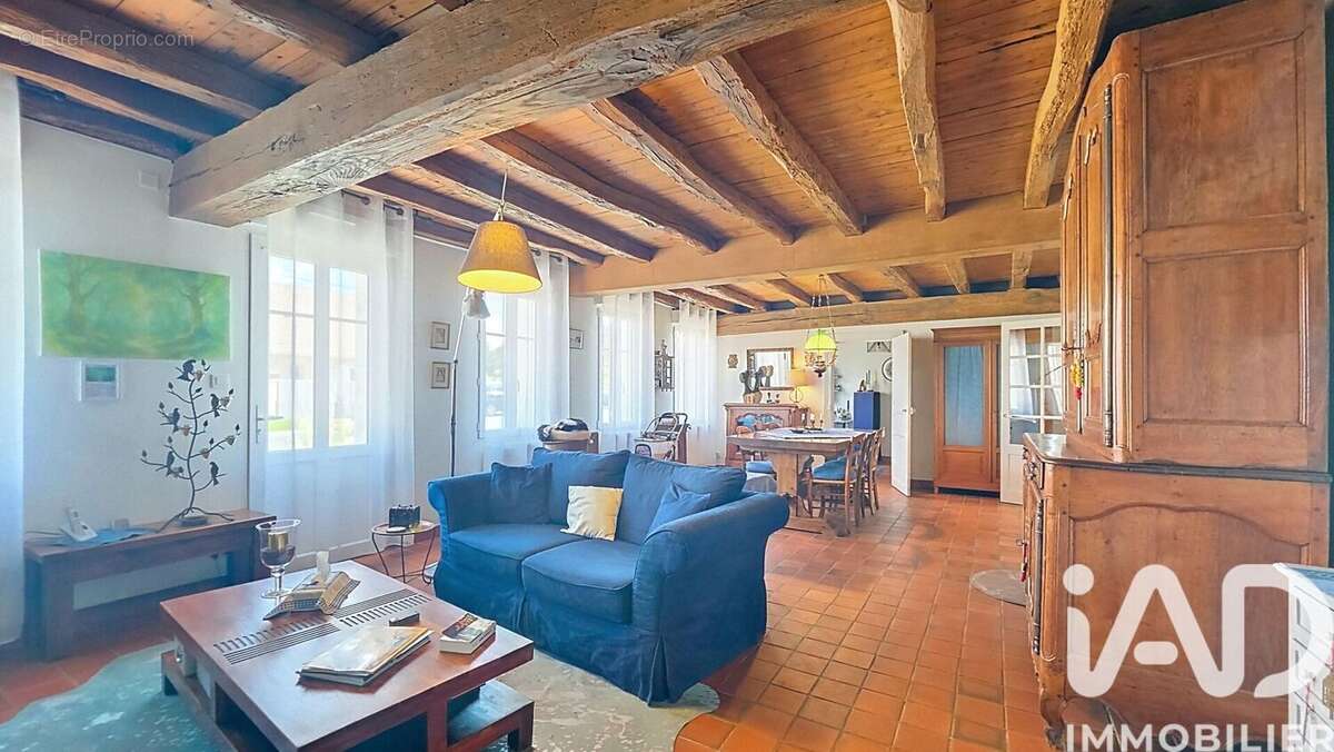 Photo 6 - Maison à NEUILLY-LE-REAL