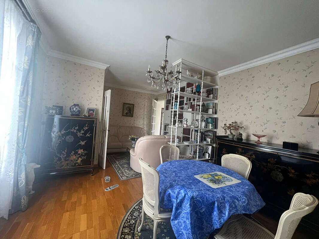 Maison à HOUILLES