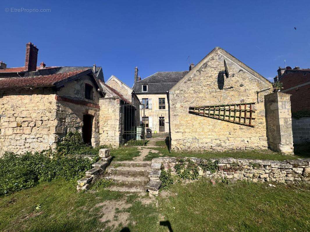 Maison à LA FERTE-MILON