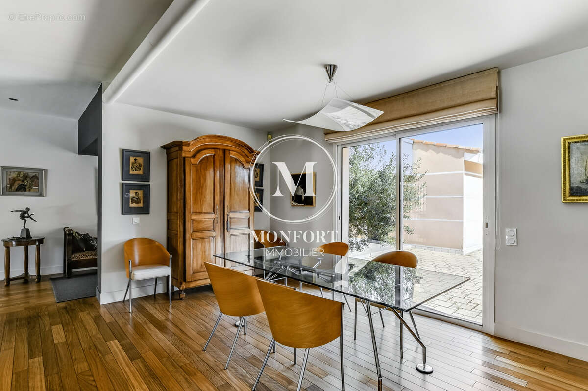 Maison à CASTELMAUROU