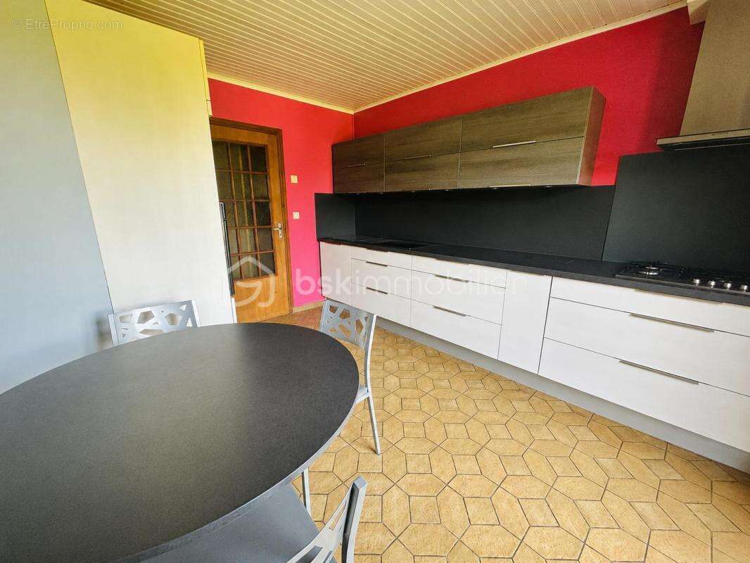 Maison à AVELIN
