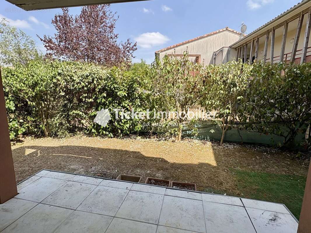 Pibrac (31820) — Charmant T2 de 40 m² avec extérieurs privatifs - photo 9