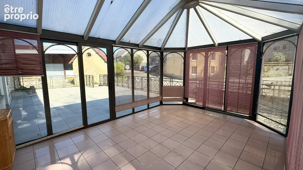 Appartement 10 pièces 246 m² à vendre à Rans (39700) - photo 6