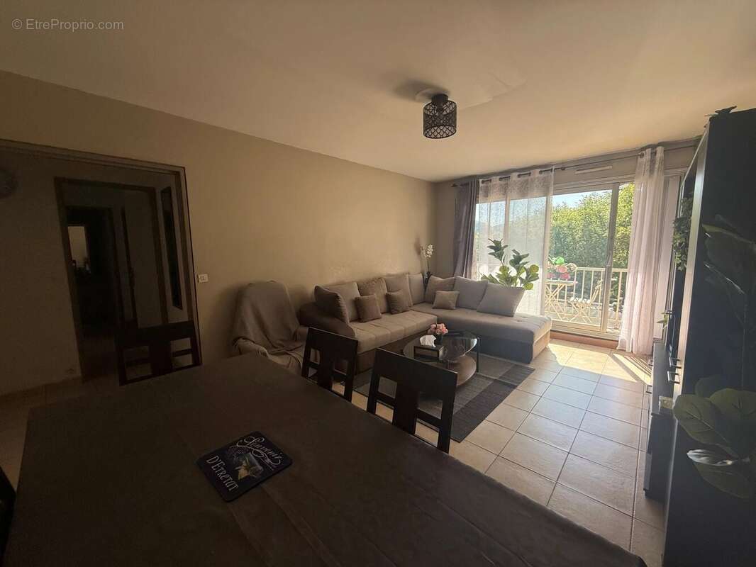 Appartement à CHELLES