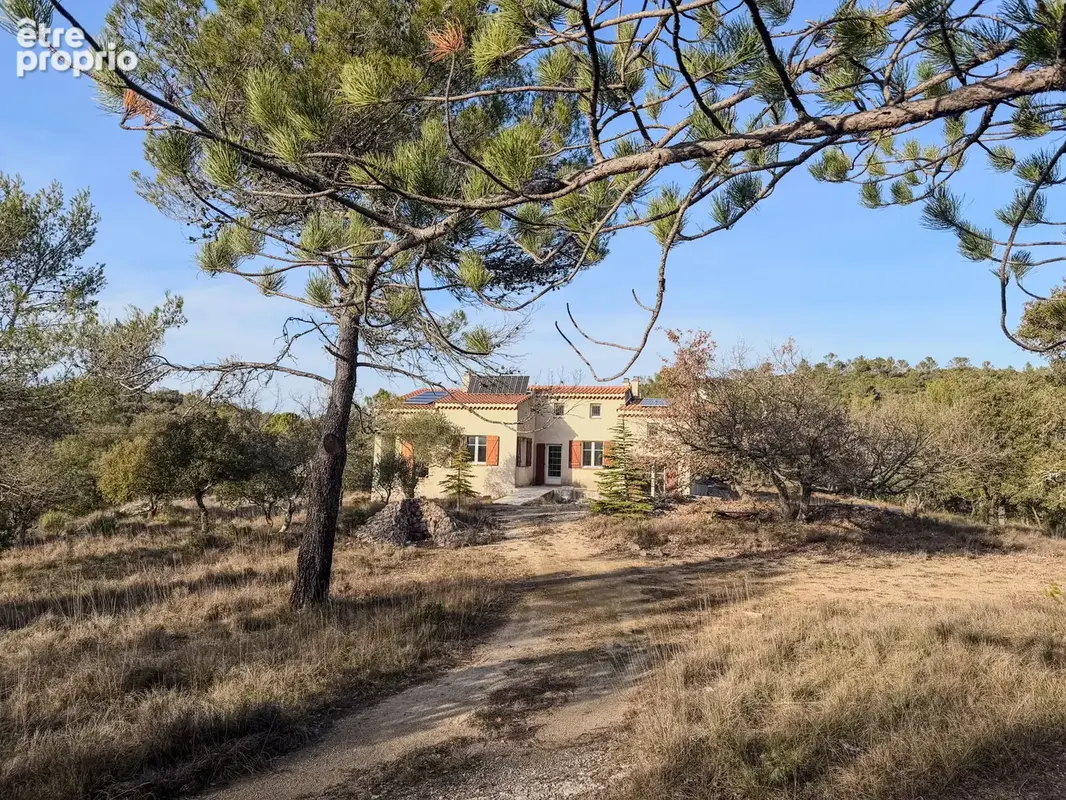 Maison à ESPARRON