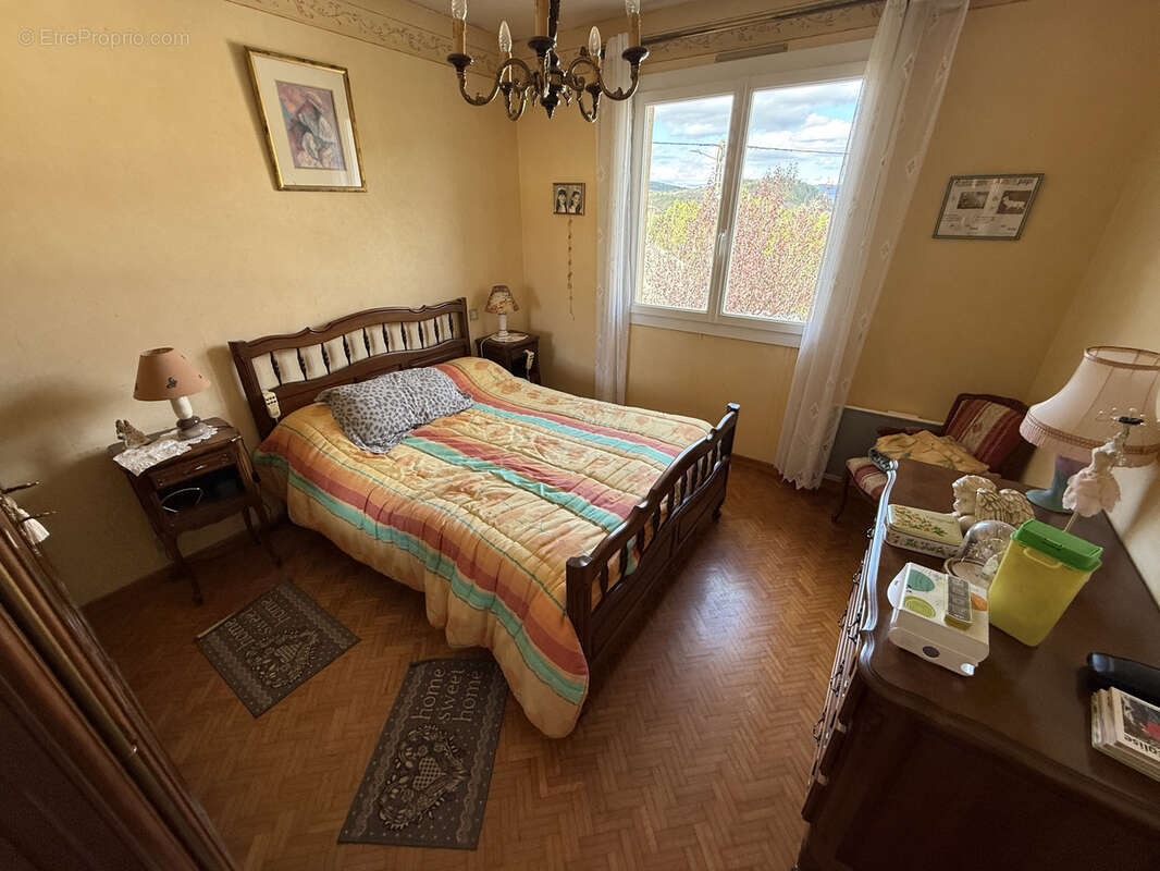 Maison à ROQUEFORT-SUR-SOULZON