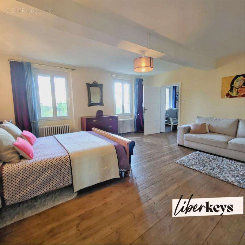 Maison à LISLE-SUR-TARN