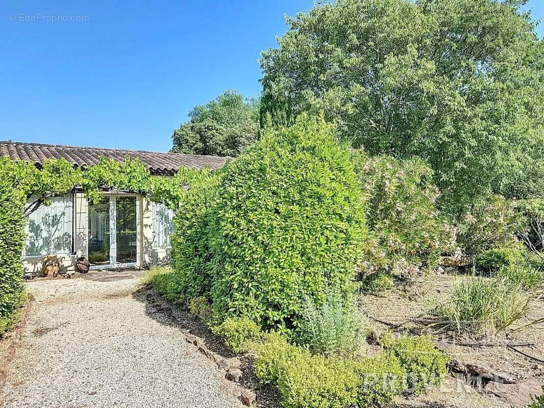 Maison à LE CANNET-DES-MAURES