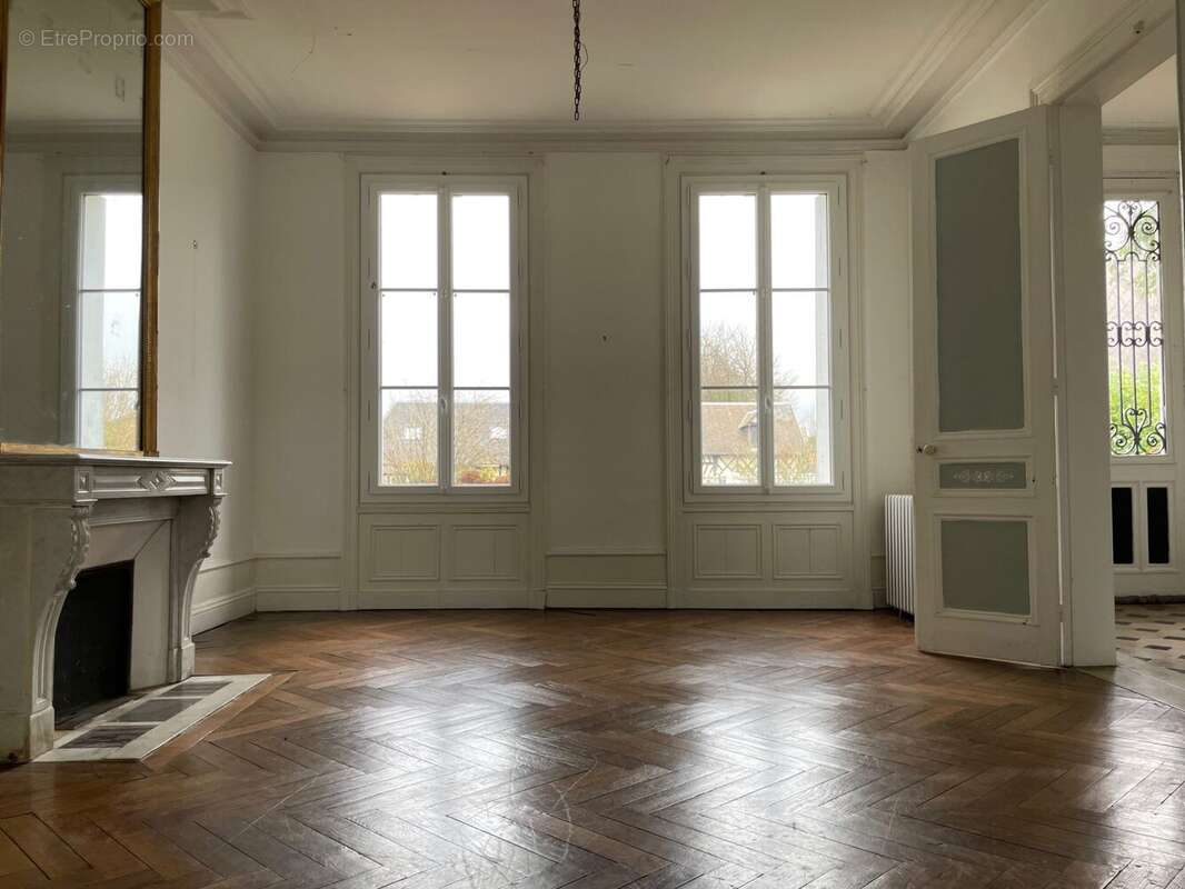 Maison à LIEUREY