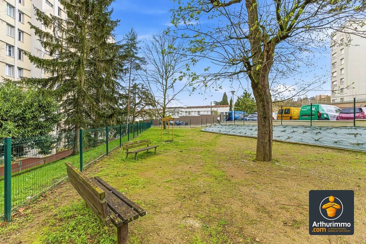 Appartement à LA MULATIERE