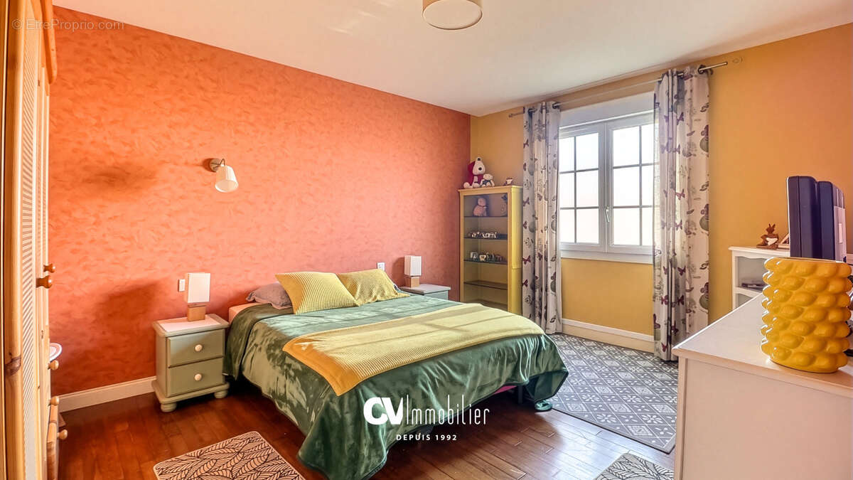 Maison à SAINT-PIERRE-DU-VAUVRAY