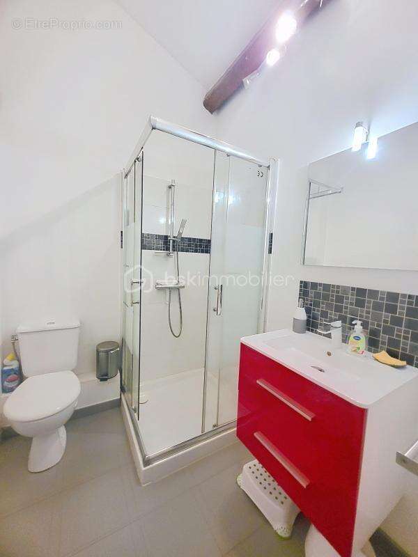 Maison en pierre- 4 chambres-jardin-piscine-garage - photo 19