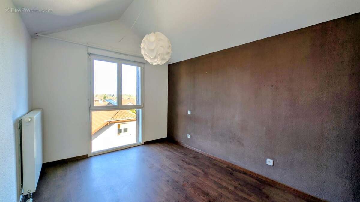 Appartement à GRANGES-NARBOZ