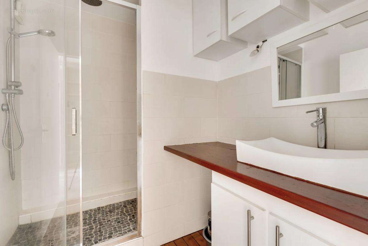 Appartement à ISSY-LES-MOULINEAUX