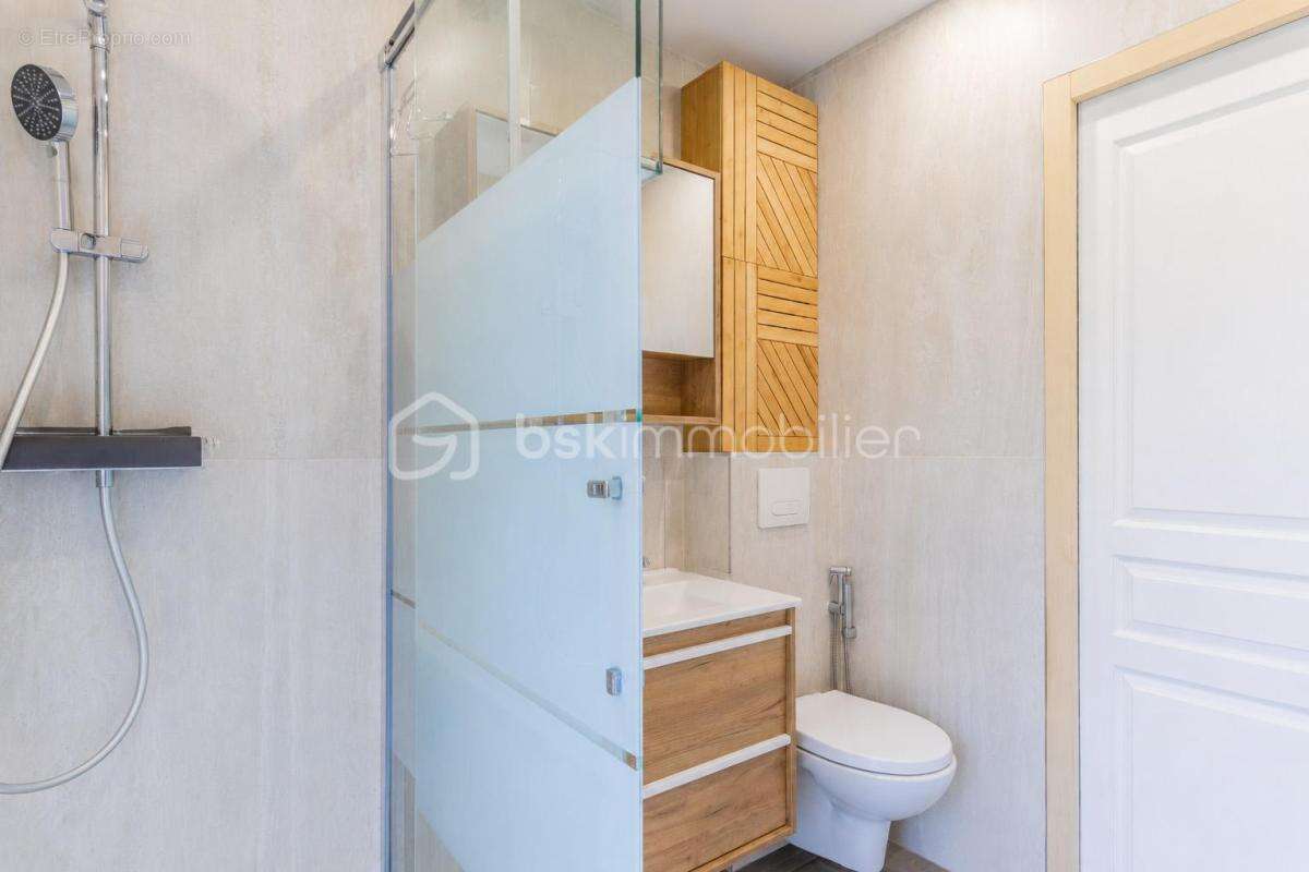 Appartement T3 en rez-de jardin avec loggia - photo 6