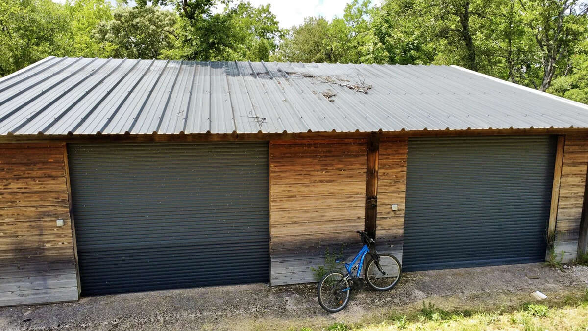 Maison à TOURVES