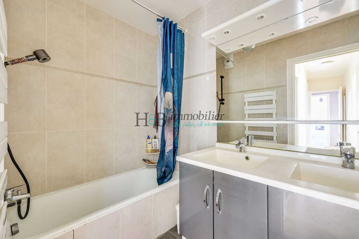Appartement à ROSNY-SOUS-BOIS