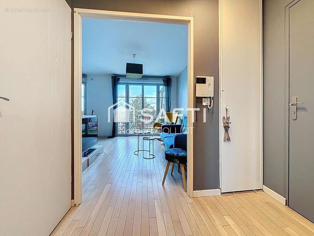 Photo 6 - Appartement à SAINT-CYR-L'ECOLE