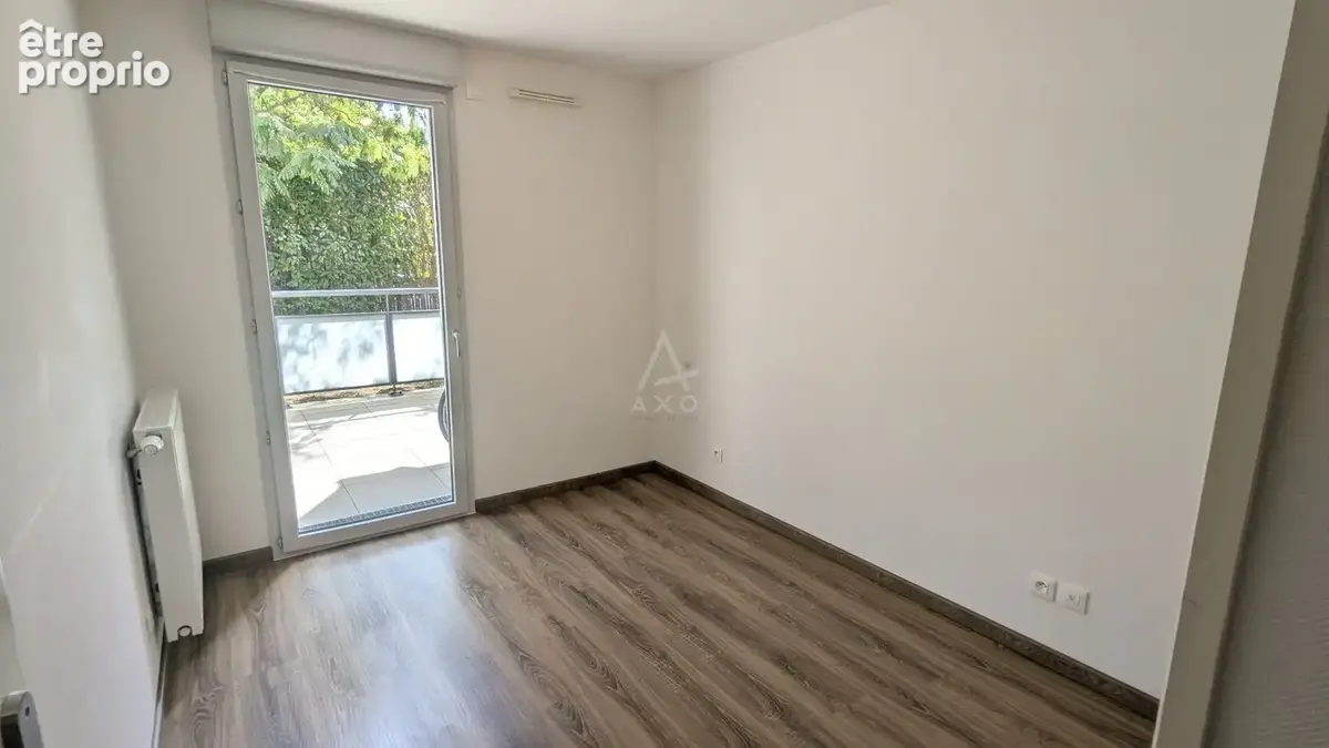 Superbe T3 Côte Pavée Terrasse + Garage - photo 10