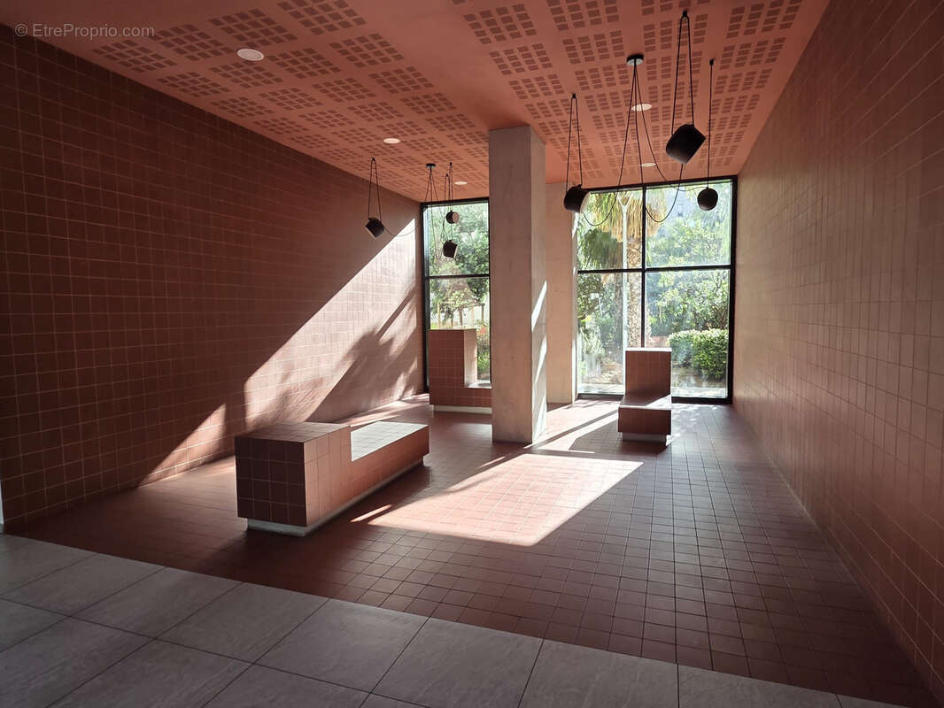 Appartement à MARSEILLE-2E