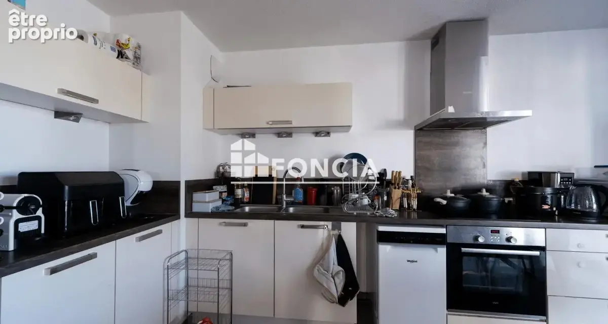 F3 au calme à Saint-Louis – Terrasse 12 m², garage, parking, locataire en place - photo 5
