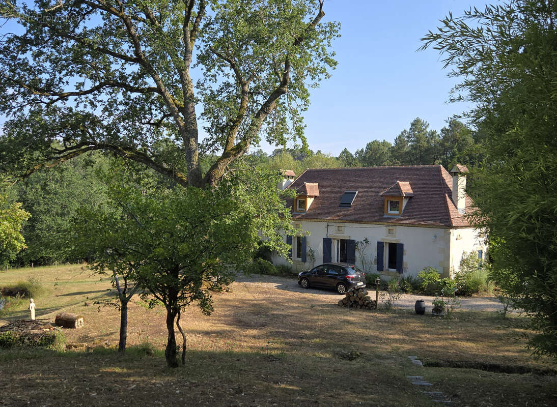 Ensemble de 3 habitations sur un parc de 2ha76 avec étang! - photo 16