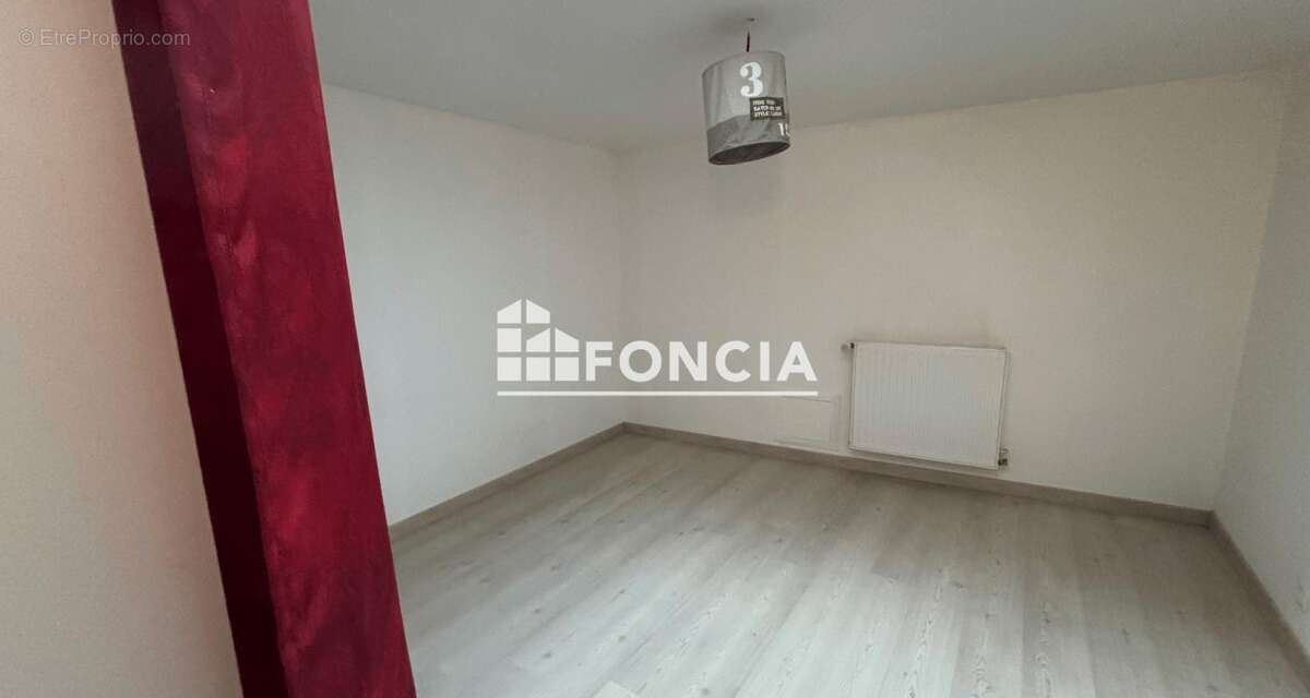 Maison à CHATEAUBERNARD