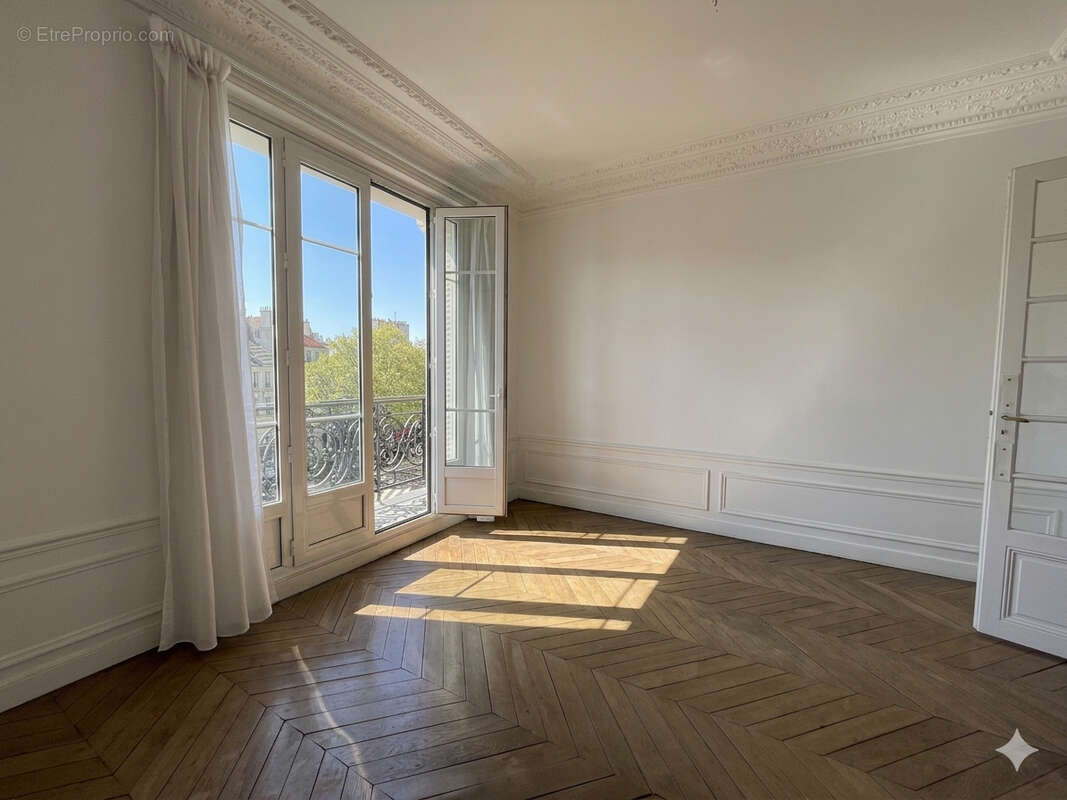 Appartement à BOULOGNE-BILLANCOURT