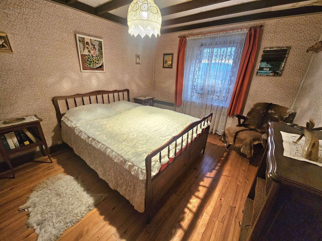 Maison à CHAMPAGNEY