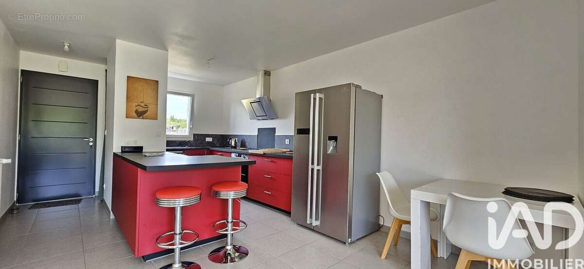 Maison 85 m² à Sainte-Florence  - photo 4