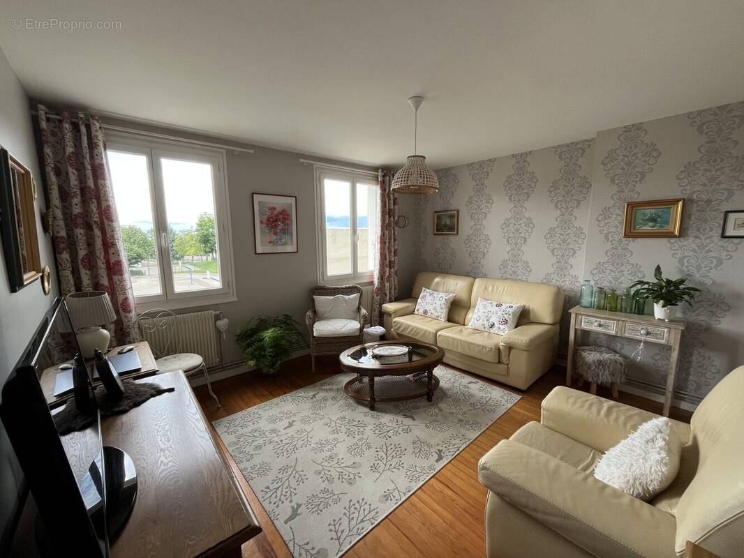 Appartement à SAINT-ETIENNE