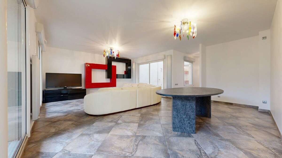 Maison à VILLEURBANNE