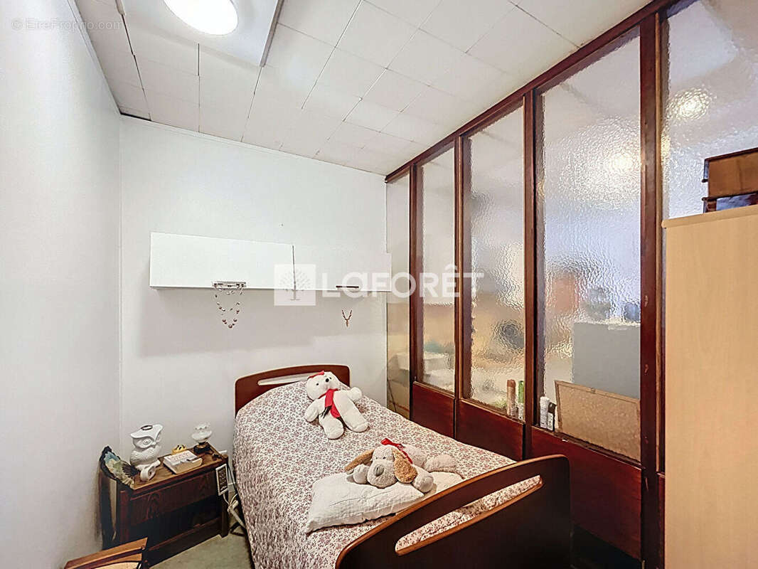 Castelsarrasin - Centre-ville - T1 bis environ 36 m² - Investissement locatif - photo 3