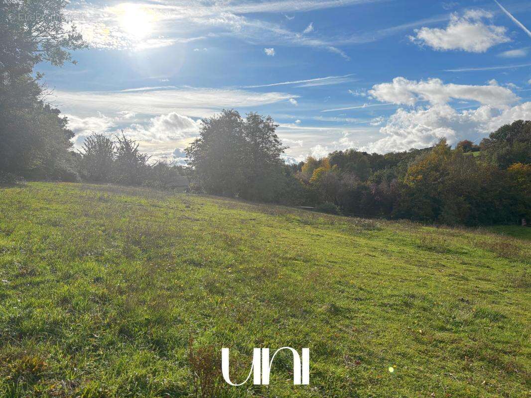 Maison à MEZIDON-CANON