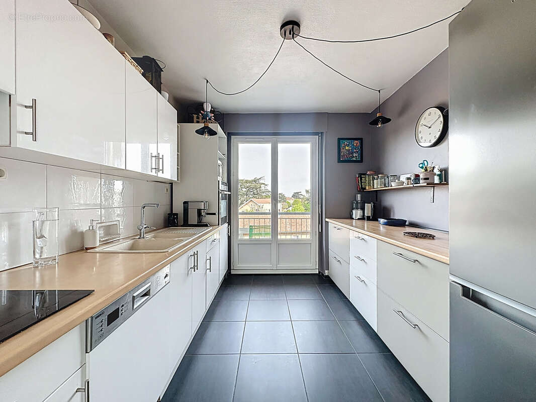 Appartement à LYON-5E