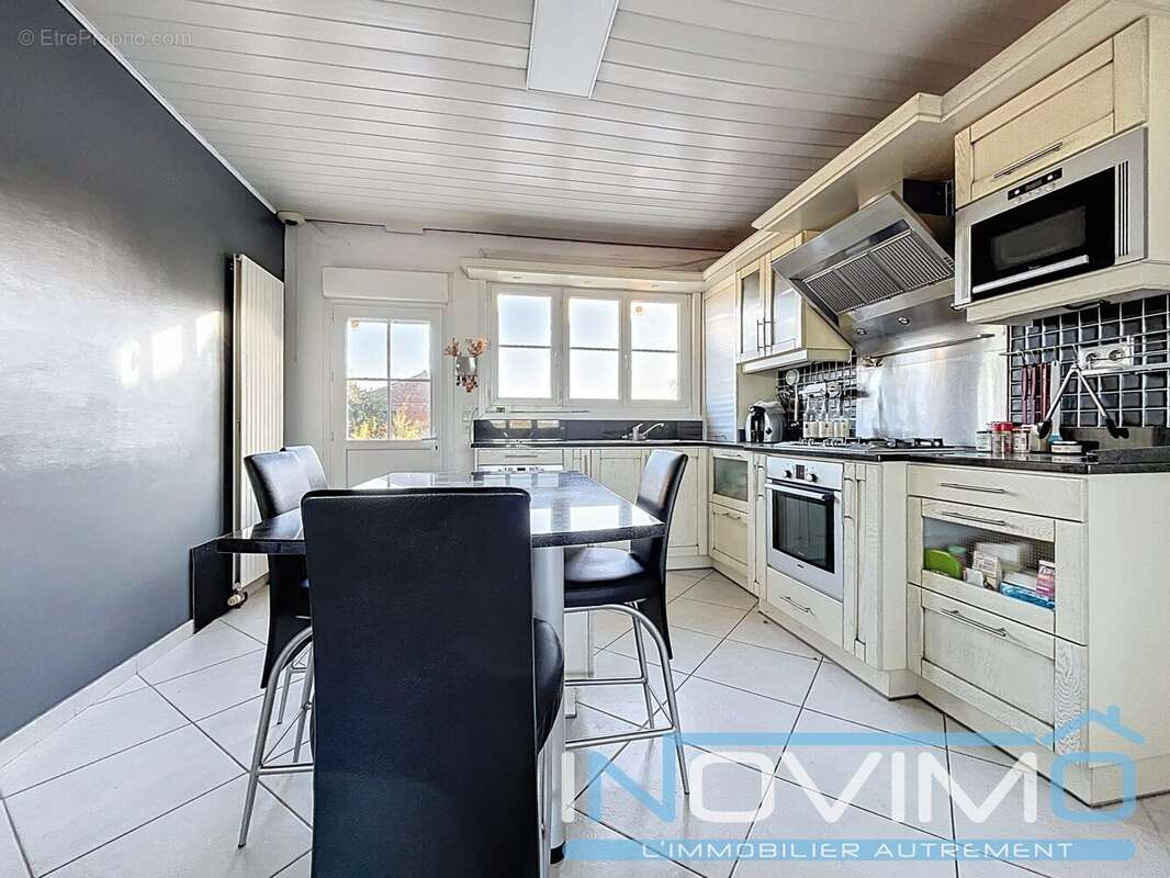 Maison à SAINT-FOLQUIN