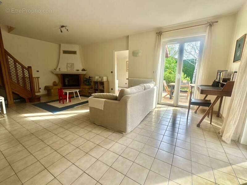 Le coteau - maison 100 m2 sur 411 m2 de terrain - 4 chambres - garage - photo 2