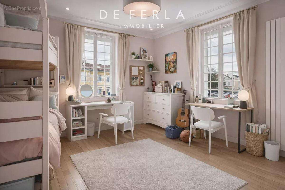 Maison à SAINT-MAUR-DES-FOSSES