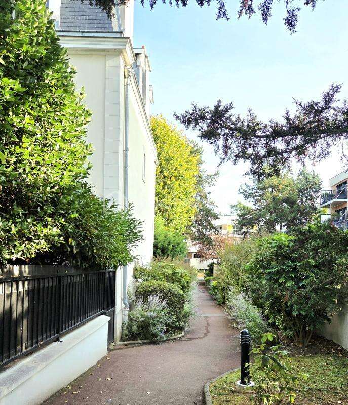 Appartement à RUEIL-MALMAISON