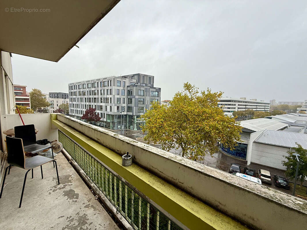 Appartement à LYON-8E