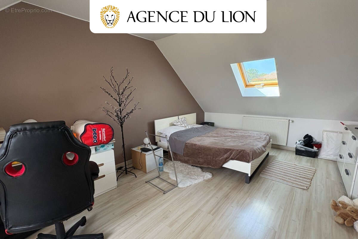 Maison 6 pièces 4 chambres sous sol total - photo 10