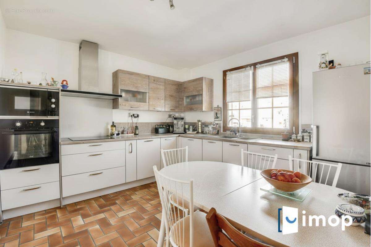 Maison à ROSNY-SOUS-BOIS