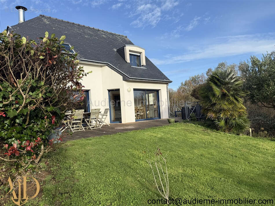 Maison à AUDIERNE