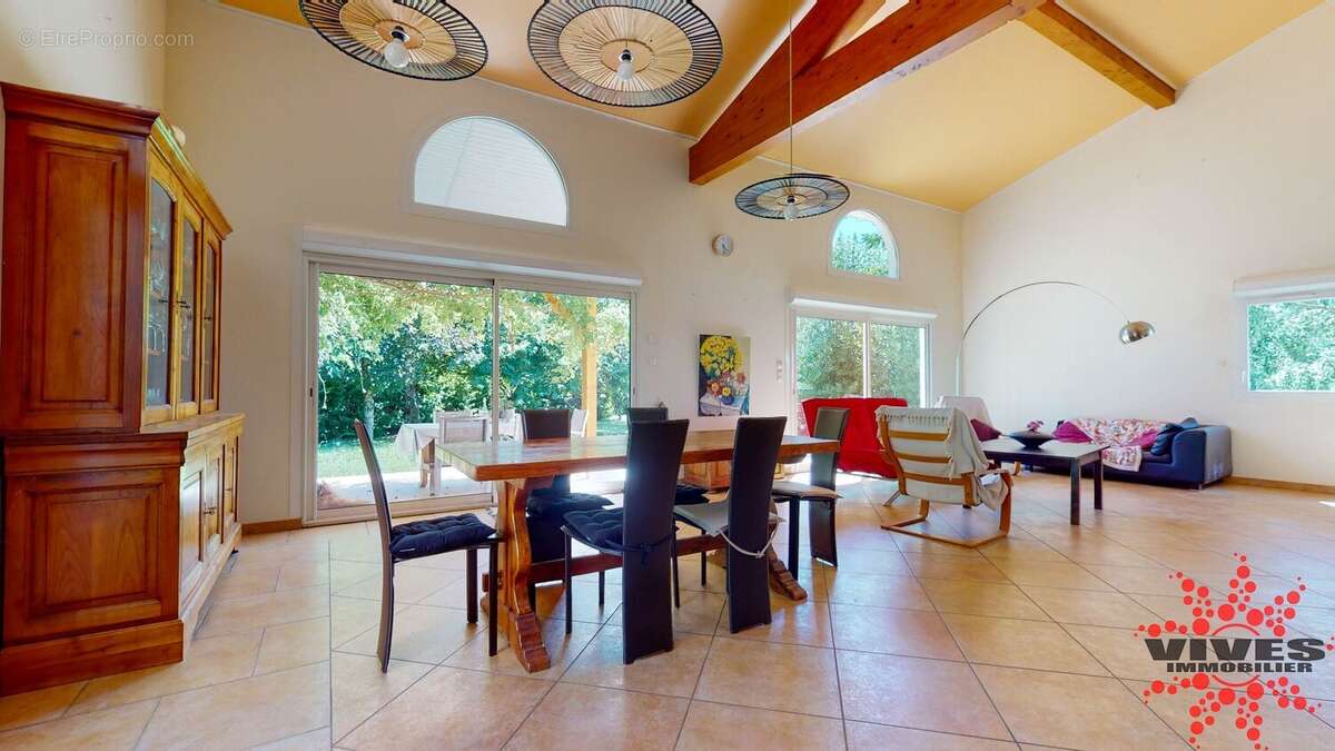 Maison à MONTGAILLARD