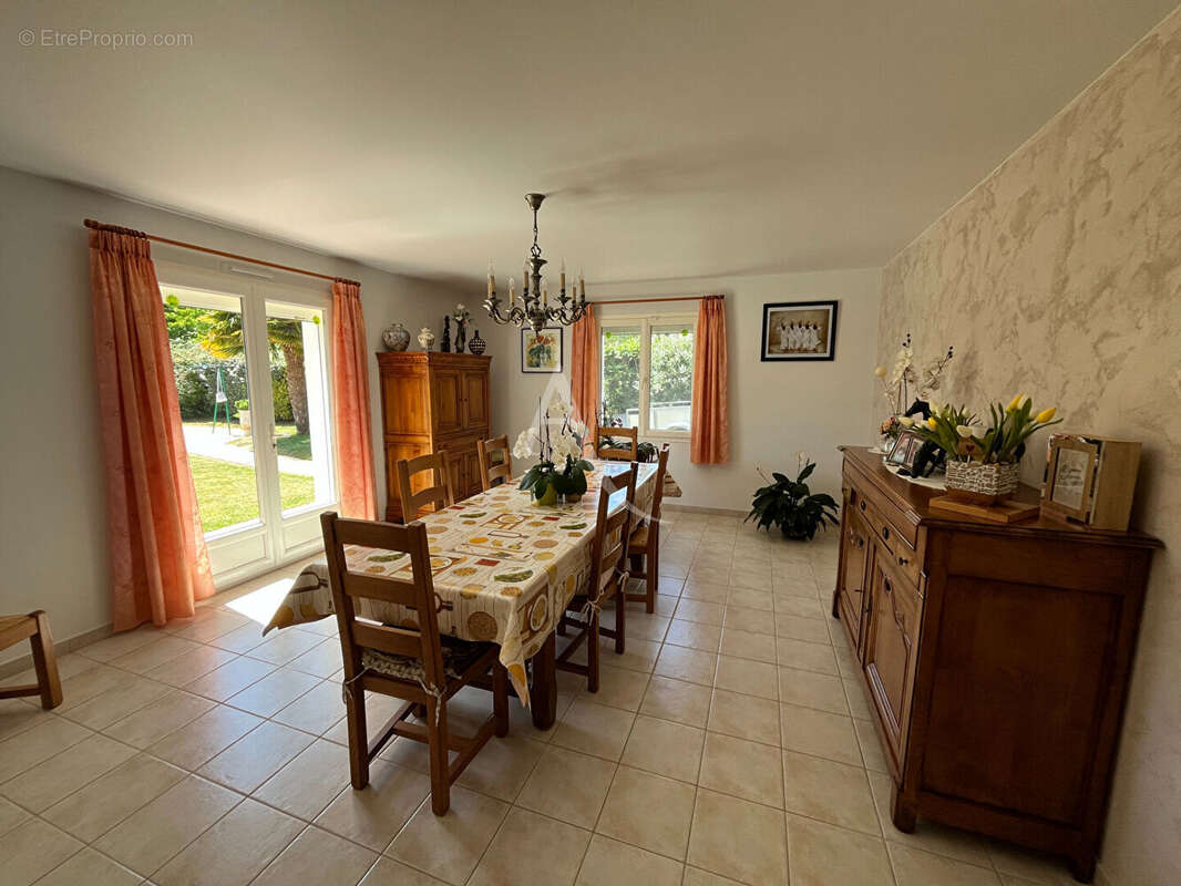 Maison Saint Vincent Sur Graon 9 pièce(s) 213 m2 - photo 4