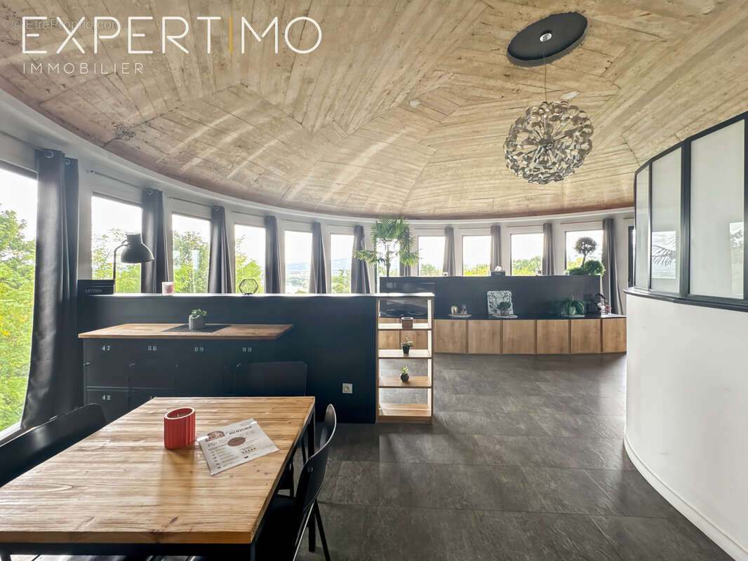 Appartement à TREVOUX