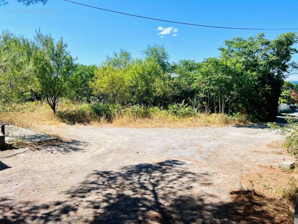 Terrain à FOS-SUR-MER