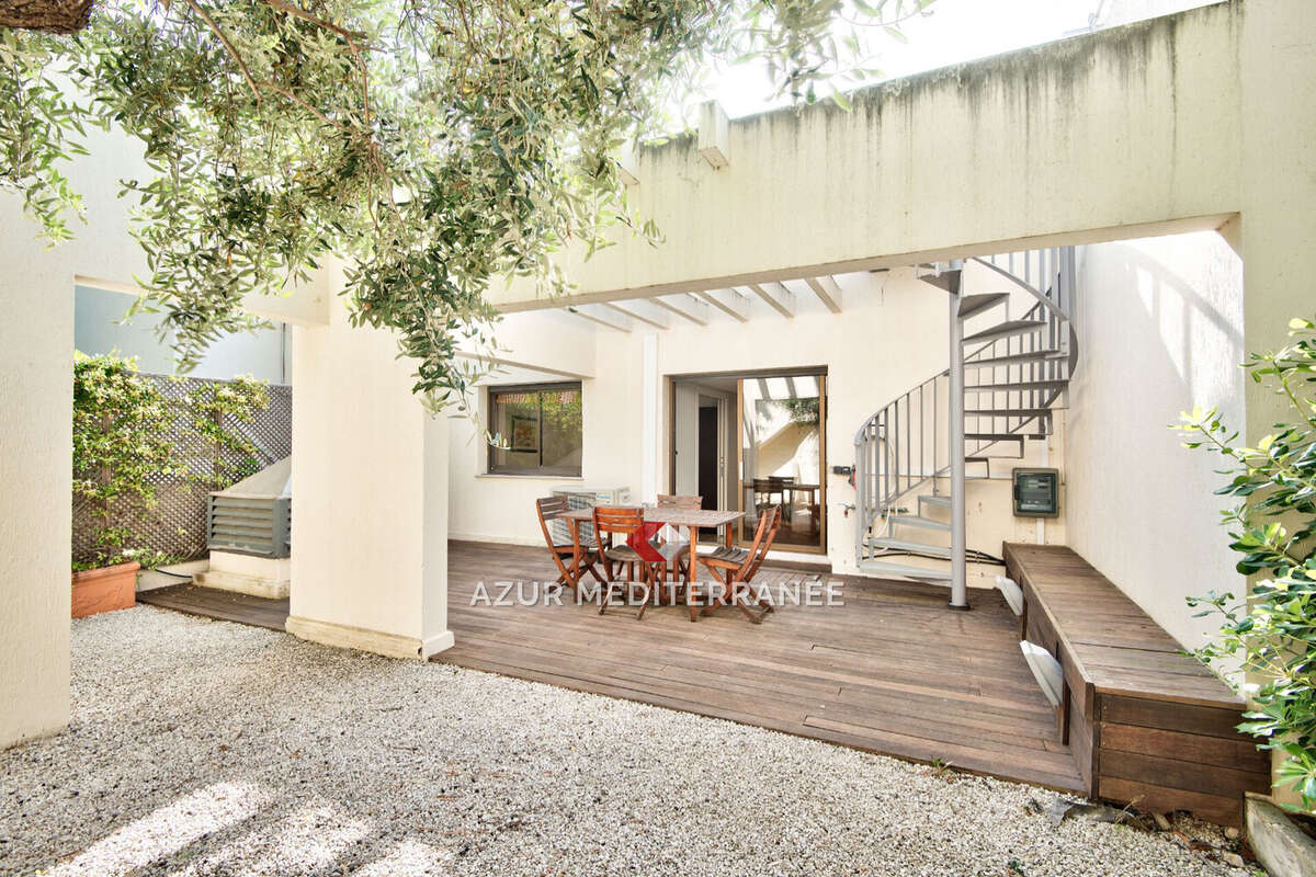 Appartement à VILLEFRANCHE-SUR-MER
